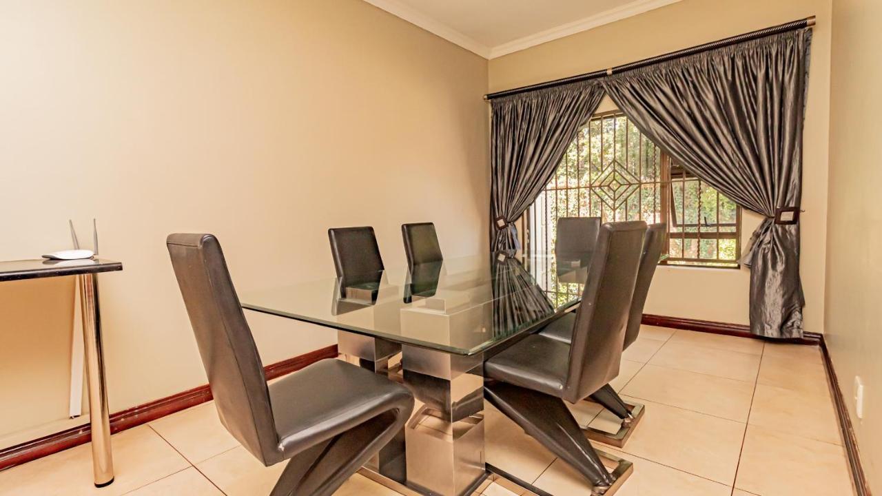 See You There Accommodation 1 Centurion Exterior photo