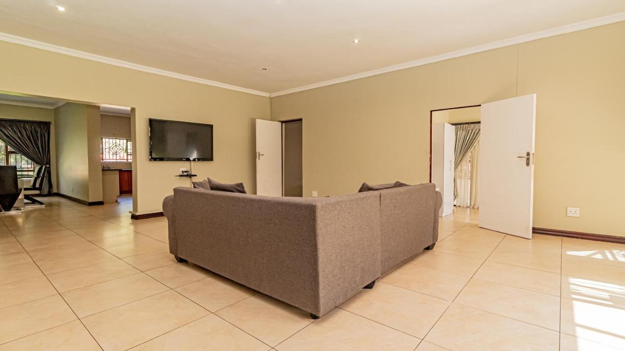 See You There Accommodation 1 Centurion Exterior photo